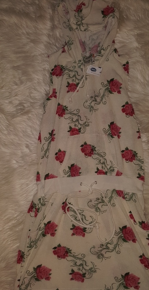 Love change shirt with hoodie New